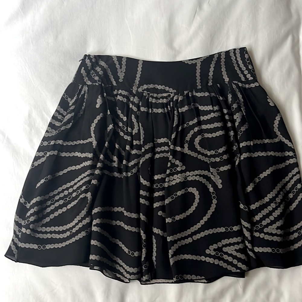 Banana Republic Skirt — Size 6